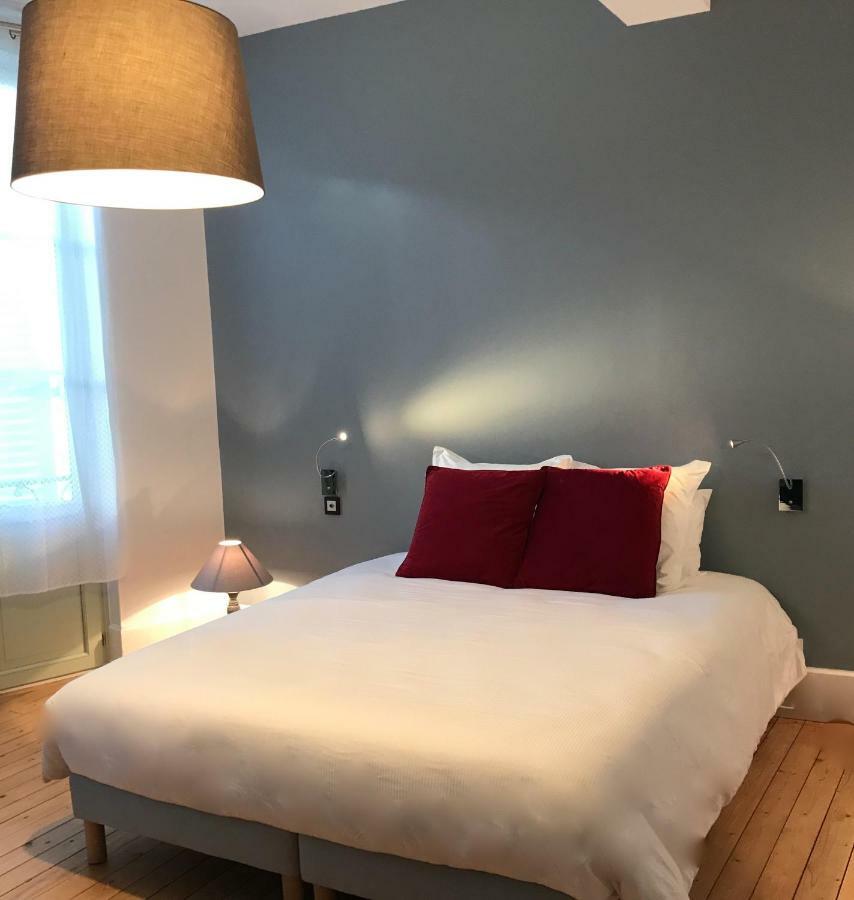 La Charuel Villa Еперне Екстериор снимка